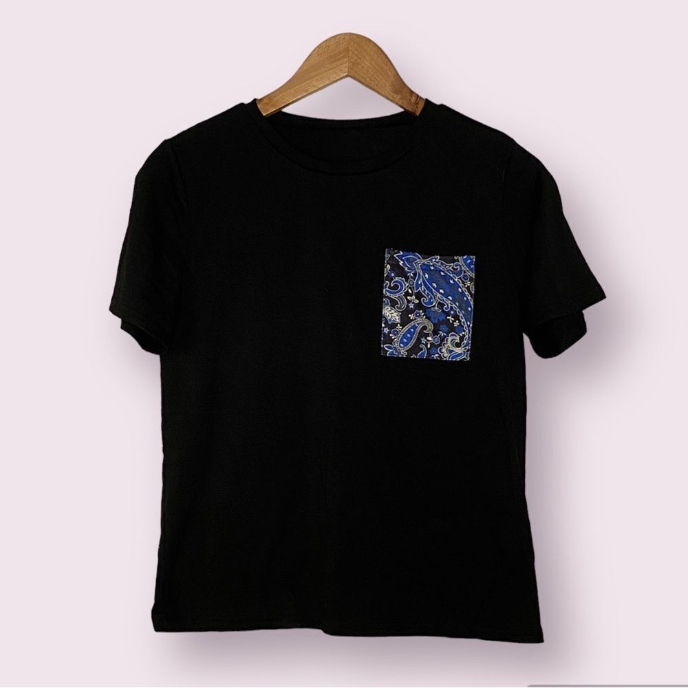 SHEIN Paisley Print Patch Pocket Tee and Short Set - Picture 5 of 7